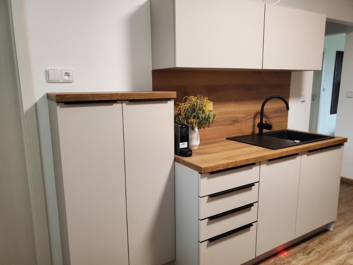 Novy Apartman Eva Jicin Exterior foto